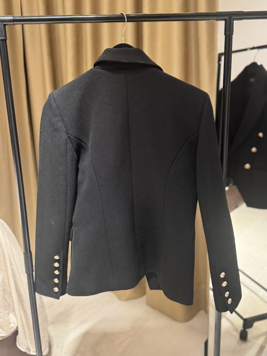 Черно дамско сако