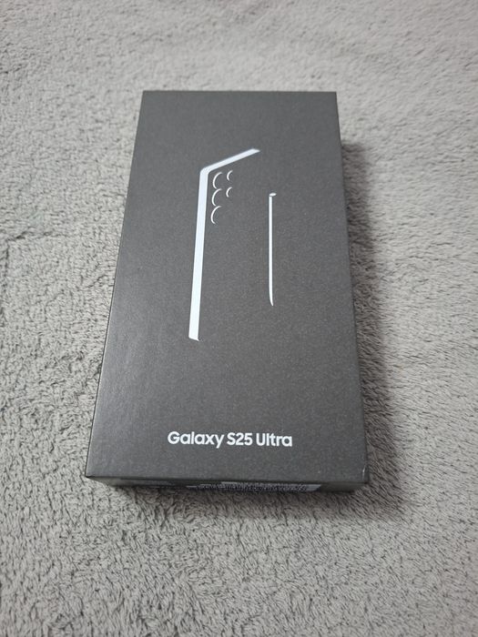 Samsung Galaxy S25 Ultra 256Gb garantie 2 ani