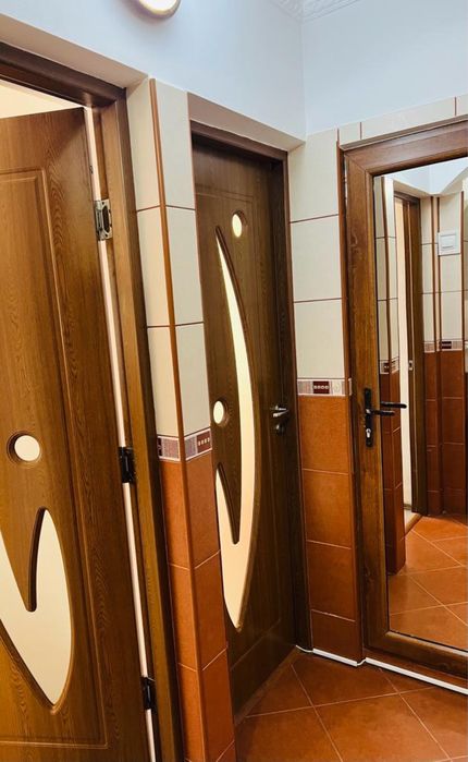 Inchiriez apartament