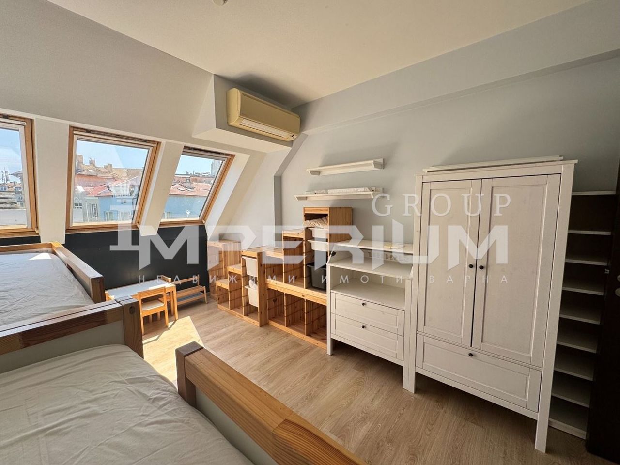Дава се под наем Тристаен апартамент в Варна, Център - 115 кв.м за 1122 € - Снимка #6