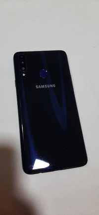Samsung a20s 3/32 gb srochna sotiladi