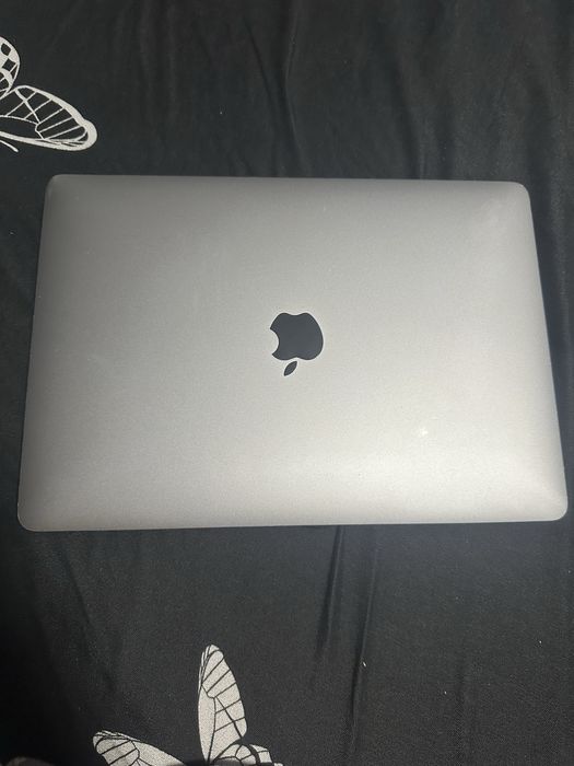 MacBook Pro M2 8GB RAM 500GB SSD 13.3 ca nou tastatura araba