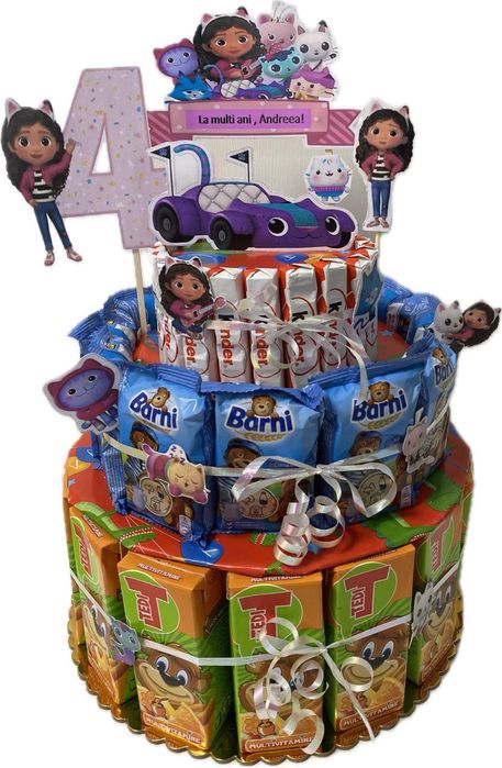 Tort din dulciuri  ambalate