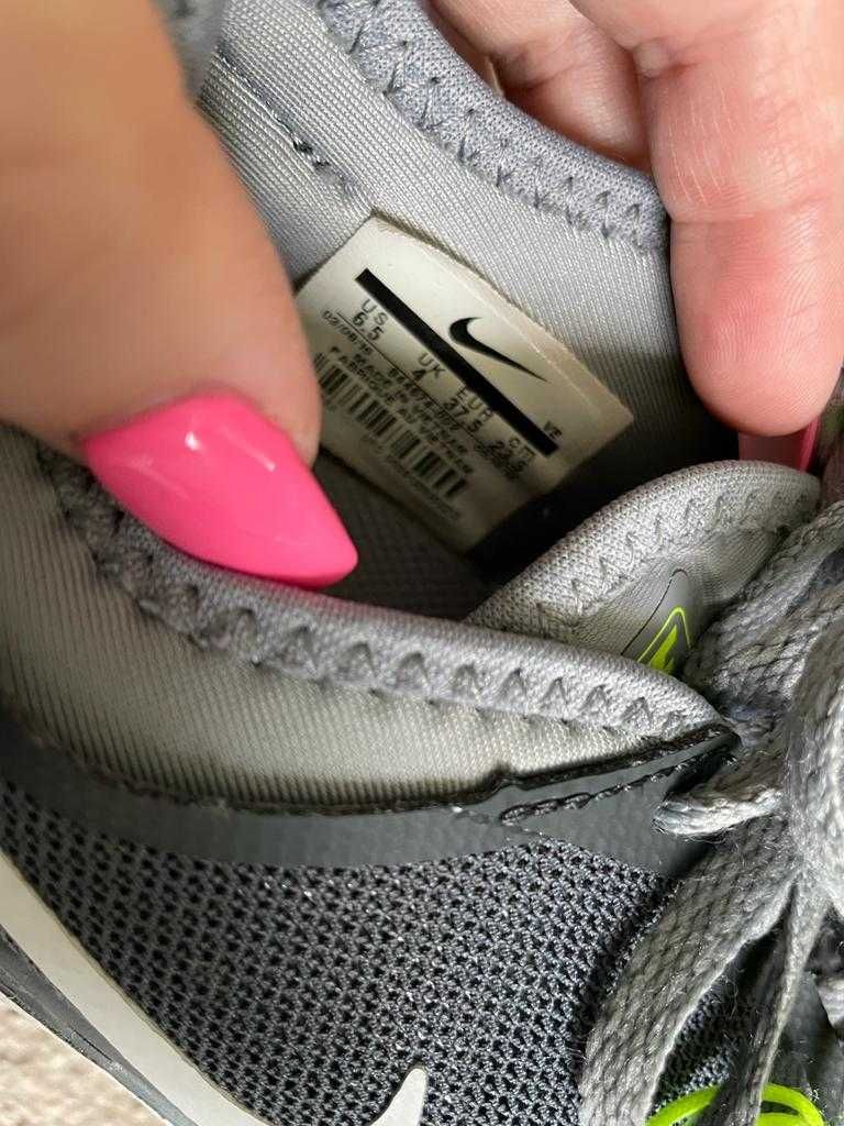 Обувки за бягане Nike
