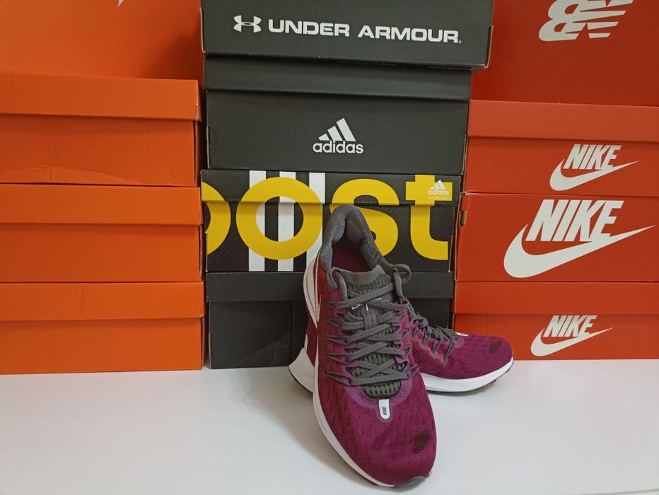 Vand adidasi noi... ORIGINALI