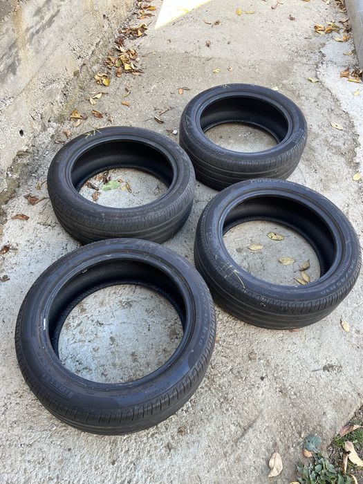 Vând roți și cauciucuri