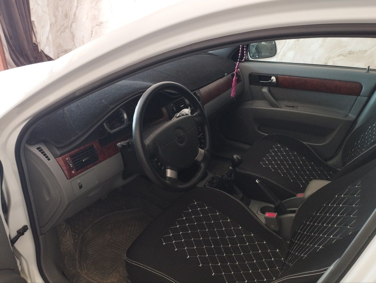 Lacetti Gentra sotiladi