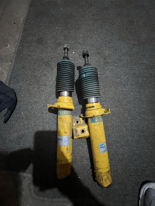 Предни амортисьори Bilstein B6 за BMW e90