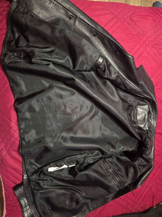 Продавам 2 броя мъжки якета