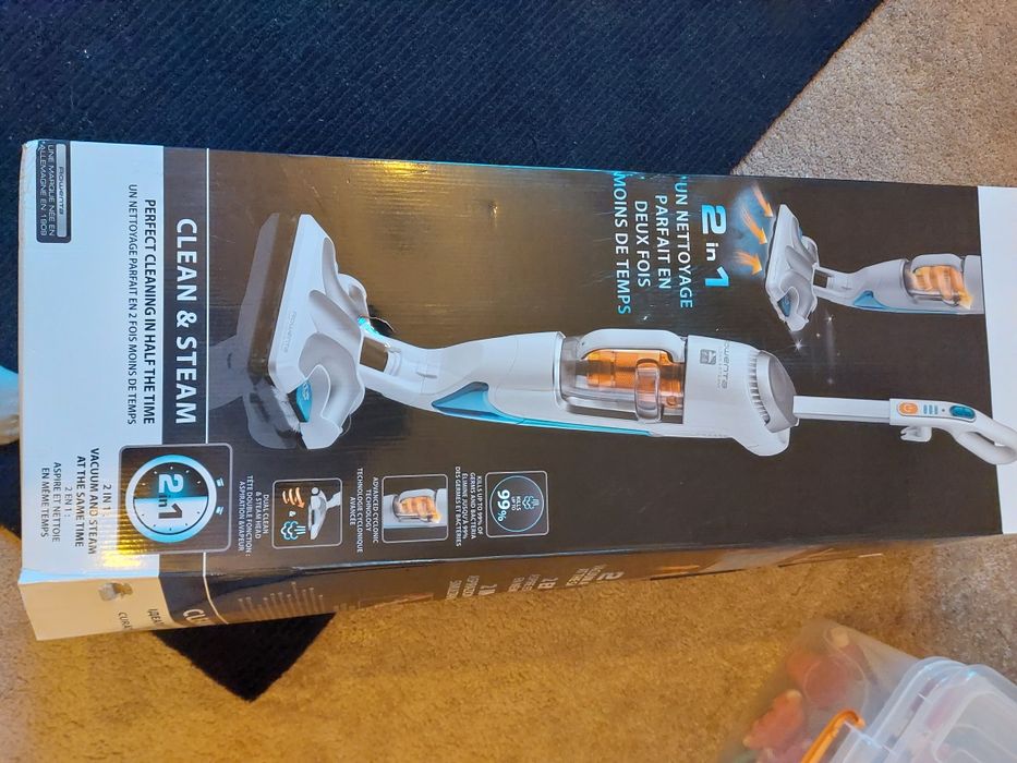 Aspirator cu aburi Rowenta nou