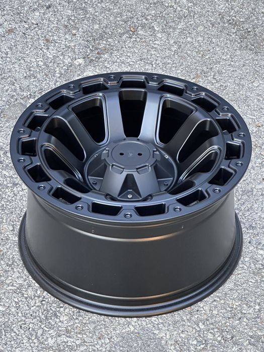 Off Road Джанти 17 “ цола 6х139.7 9j ET 10 чисто нови Patrol Toyota
