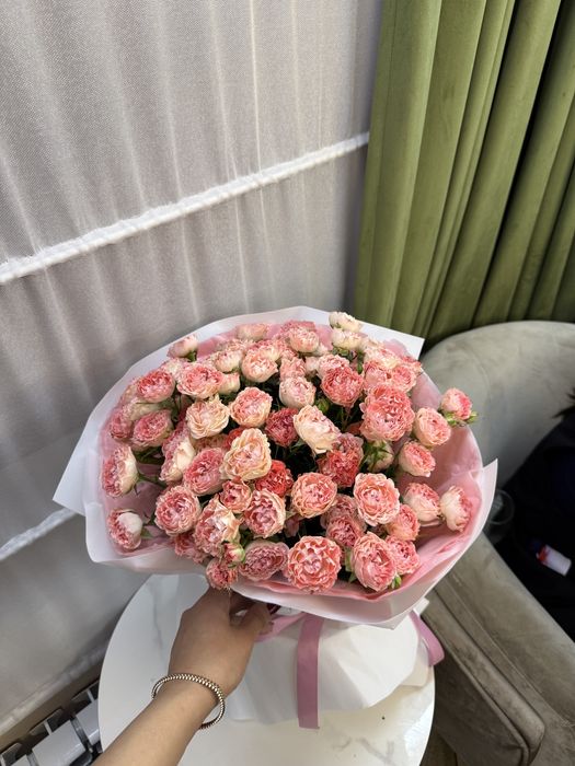 Продам подаренный букет