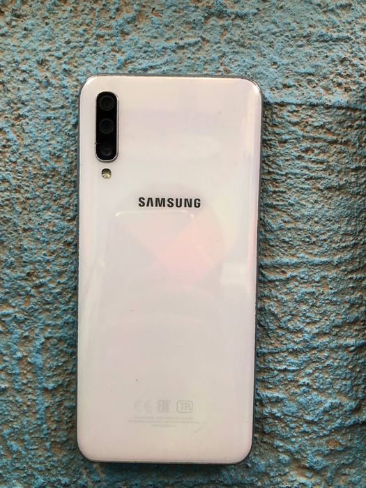 Samsung a50 sotilade