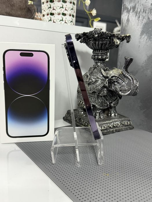 Vand iphone 14 pro de 256 gb impecabil