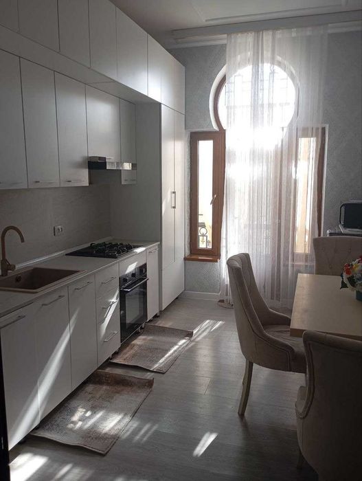 Продаётся квартира в жилом комплексе Jangoh, Шайхантахур центр города;