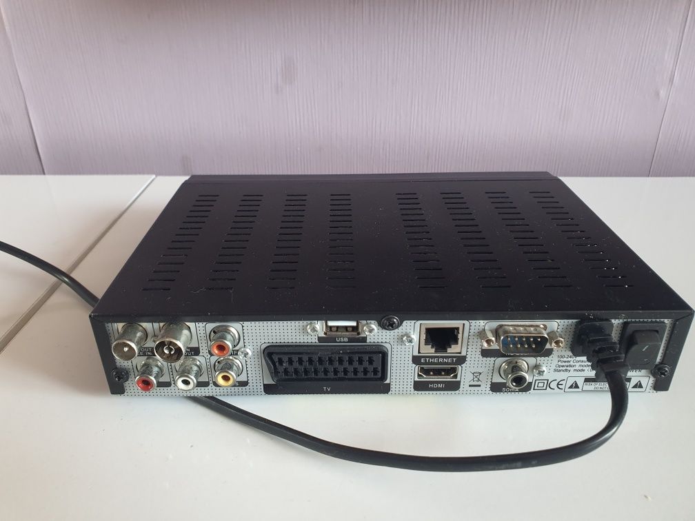 Amiko HD8240 Series — цифров сателитен/кабелен приемник