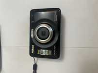 Nikon Coolpix S30 antiacvatic( 3 m)  3x zoom optic,10 mpx