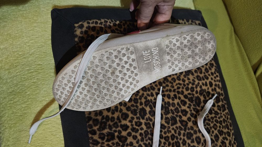 Adidasi dama marimea 38