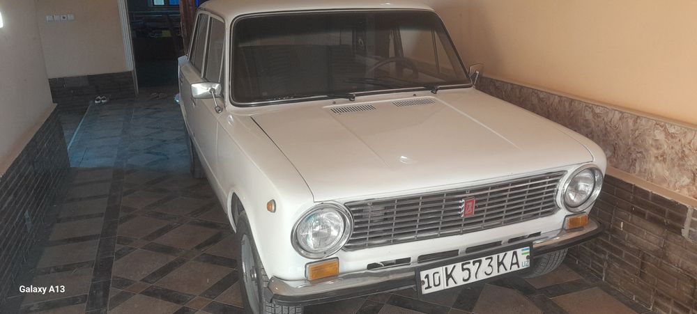 vaz 2101 xolati yaxwi xolatda