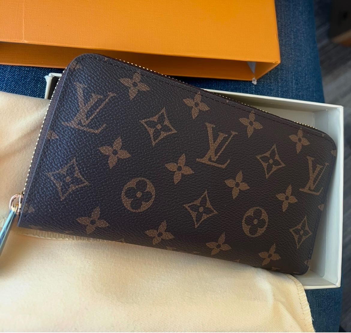 Portofel Louis Vuitton dama nou sigilat calitate superioara