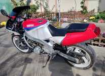 YAMAHA FZR 600 цц на части