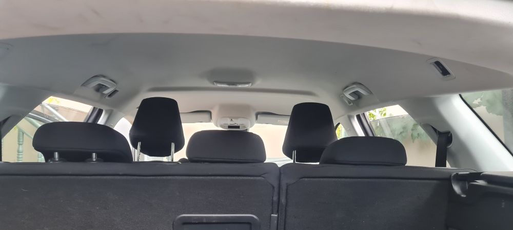 Пежо 308sw 1,6hdi 2015г