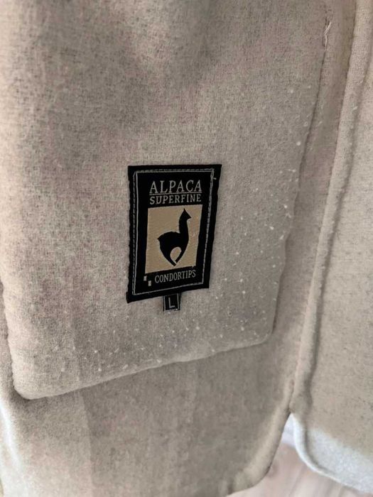 Елегантно палто от алпака и естествен косъм – стил, комфорт и топлина