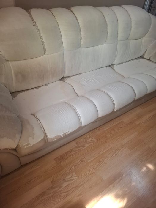 Продам диваны для гостиной.