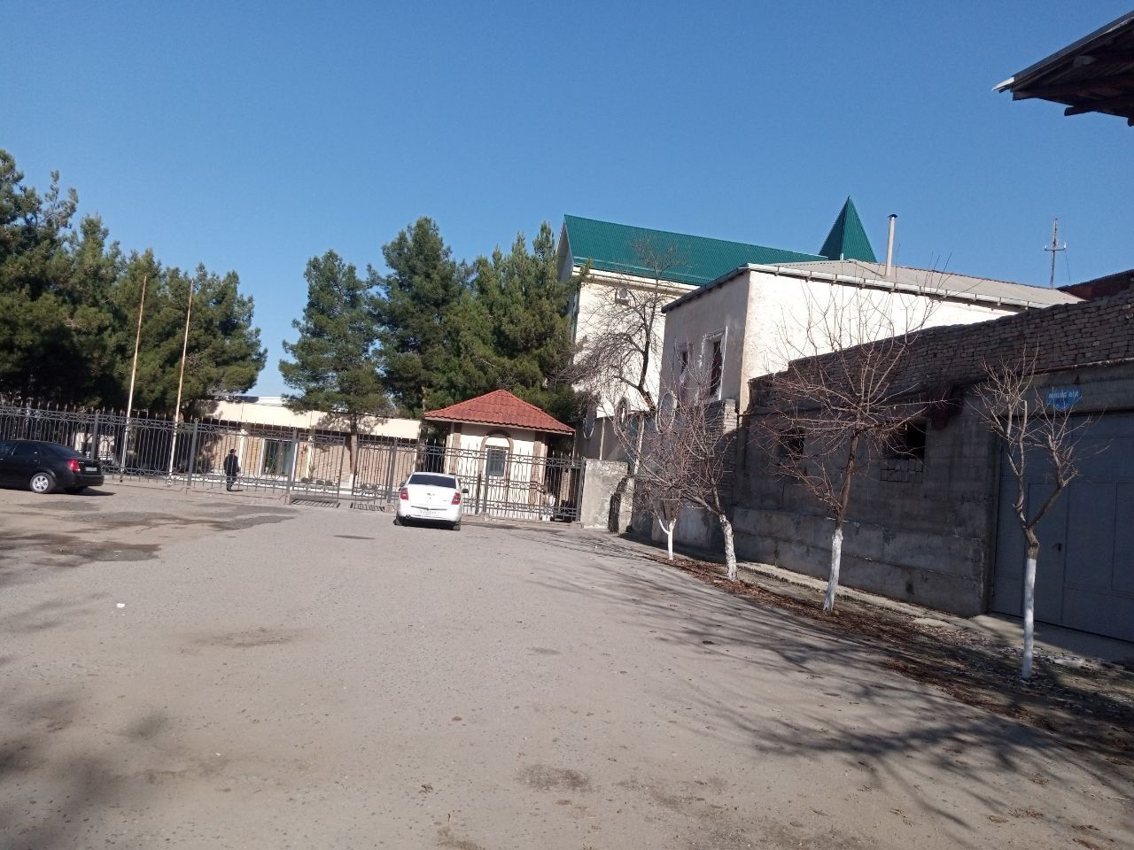 MARKAZDA biznes uchun 6,4 sotix yer sotiladi