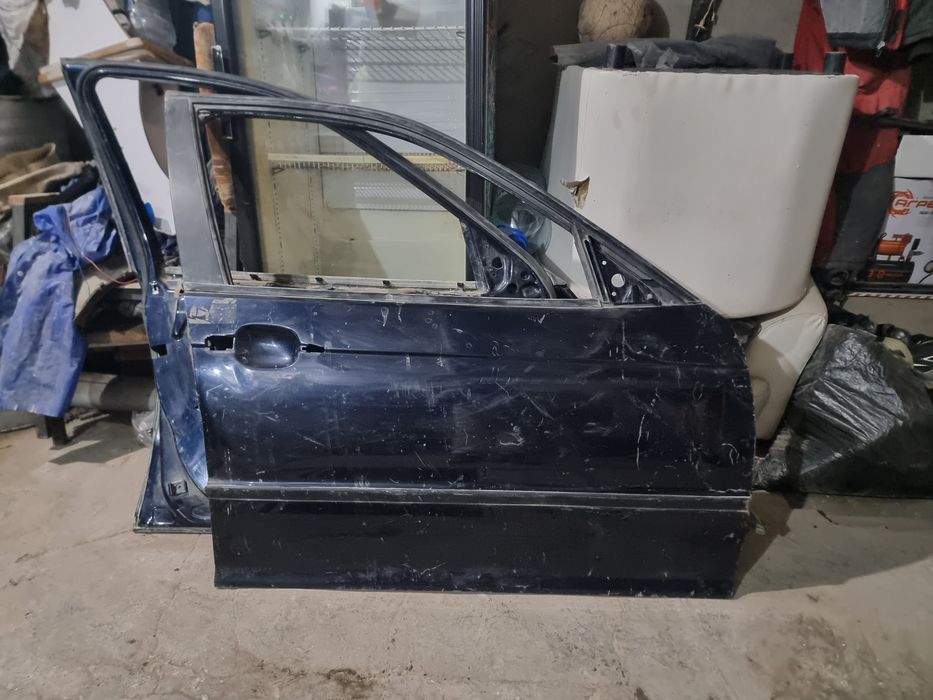 Продам двери Bmw e46