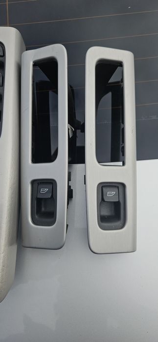 Кожени кори и дръжки за вратите на Volvo s40 , v50