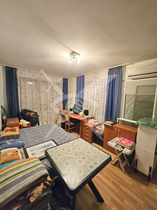 Продава се Тристаен апартамент в Бургас, Възраждане - 114 кв.м за 1799 €/кв.м - Снимка #1