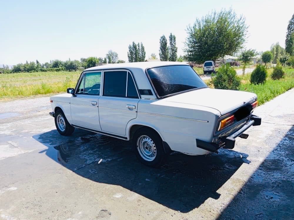 Lada 2106 sotuvda
