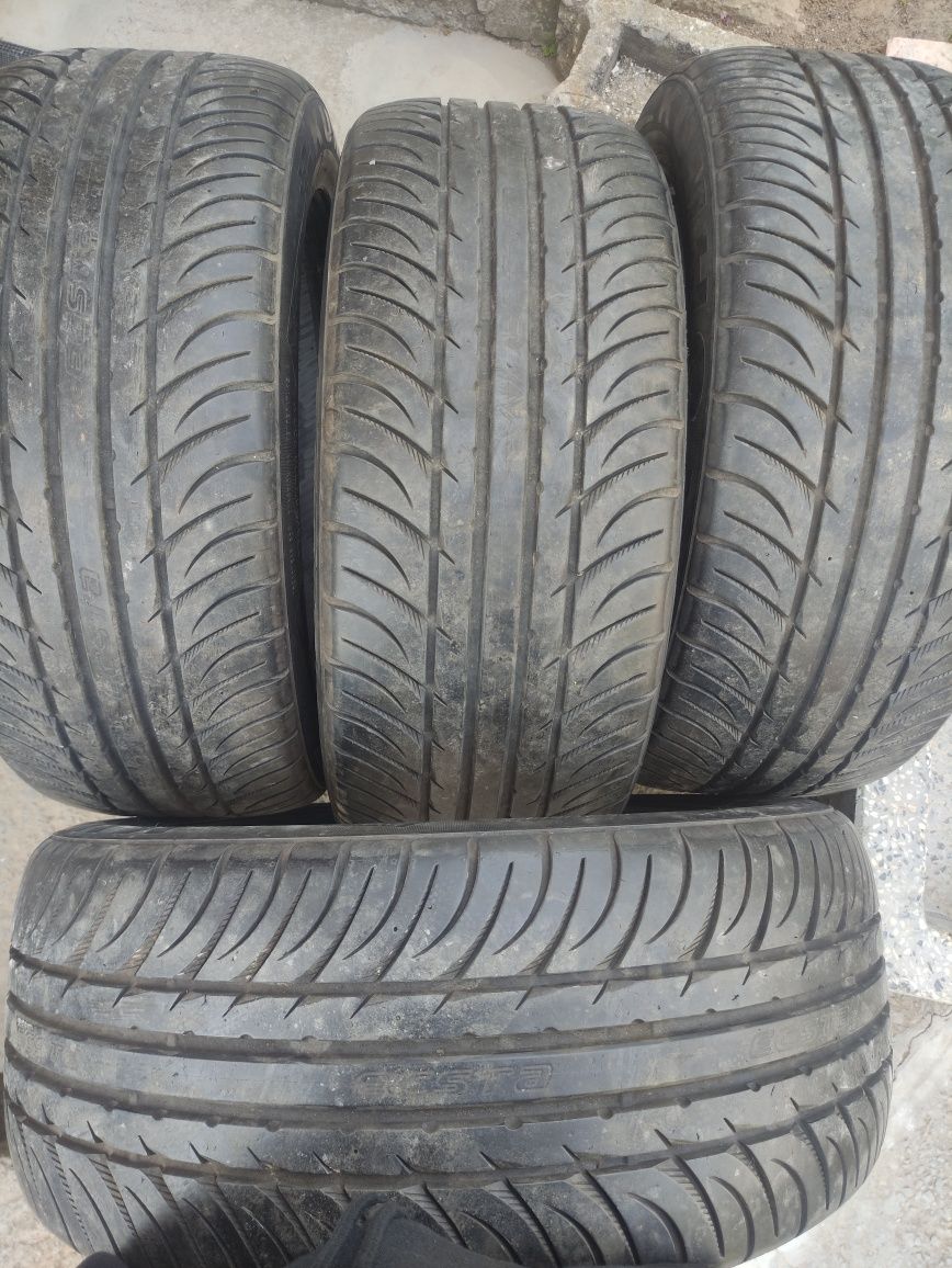 ЛЕТНИ ГУМИ Kumho 255/50/18 4 броя