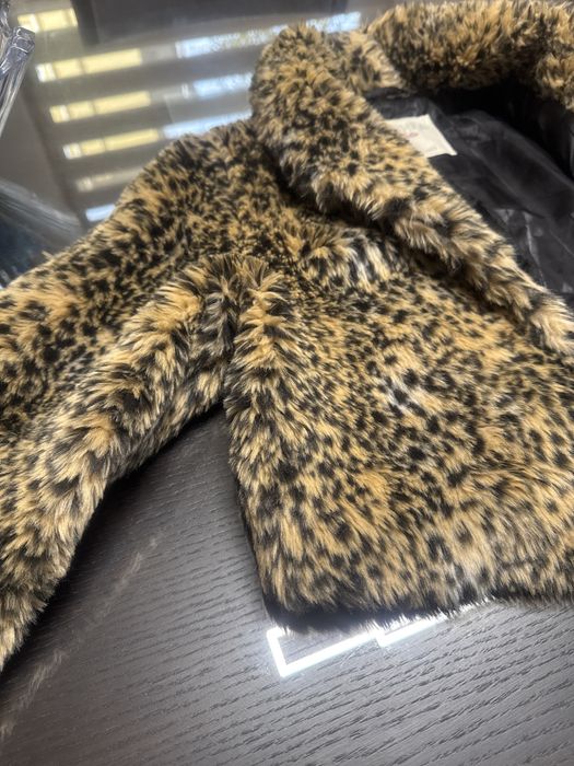 Ефектно палтенце лежпард