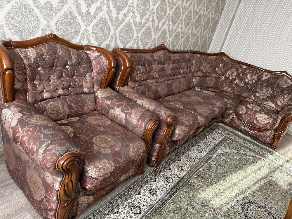 Раскладной угловой диван с креслом