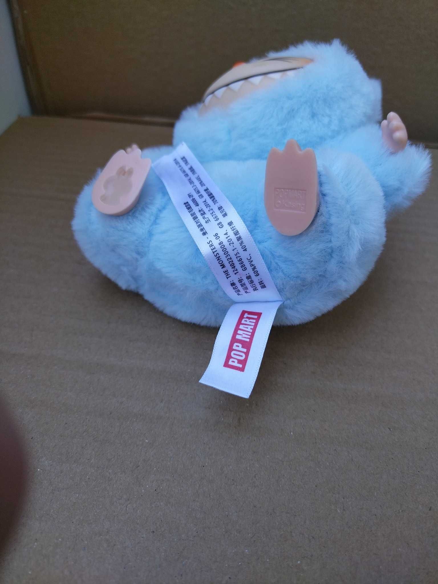 Pop Mart Лабубу Labubu плюшена играчка Серия Labubu Have A Seat, 15 cm