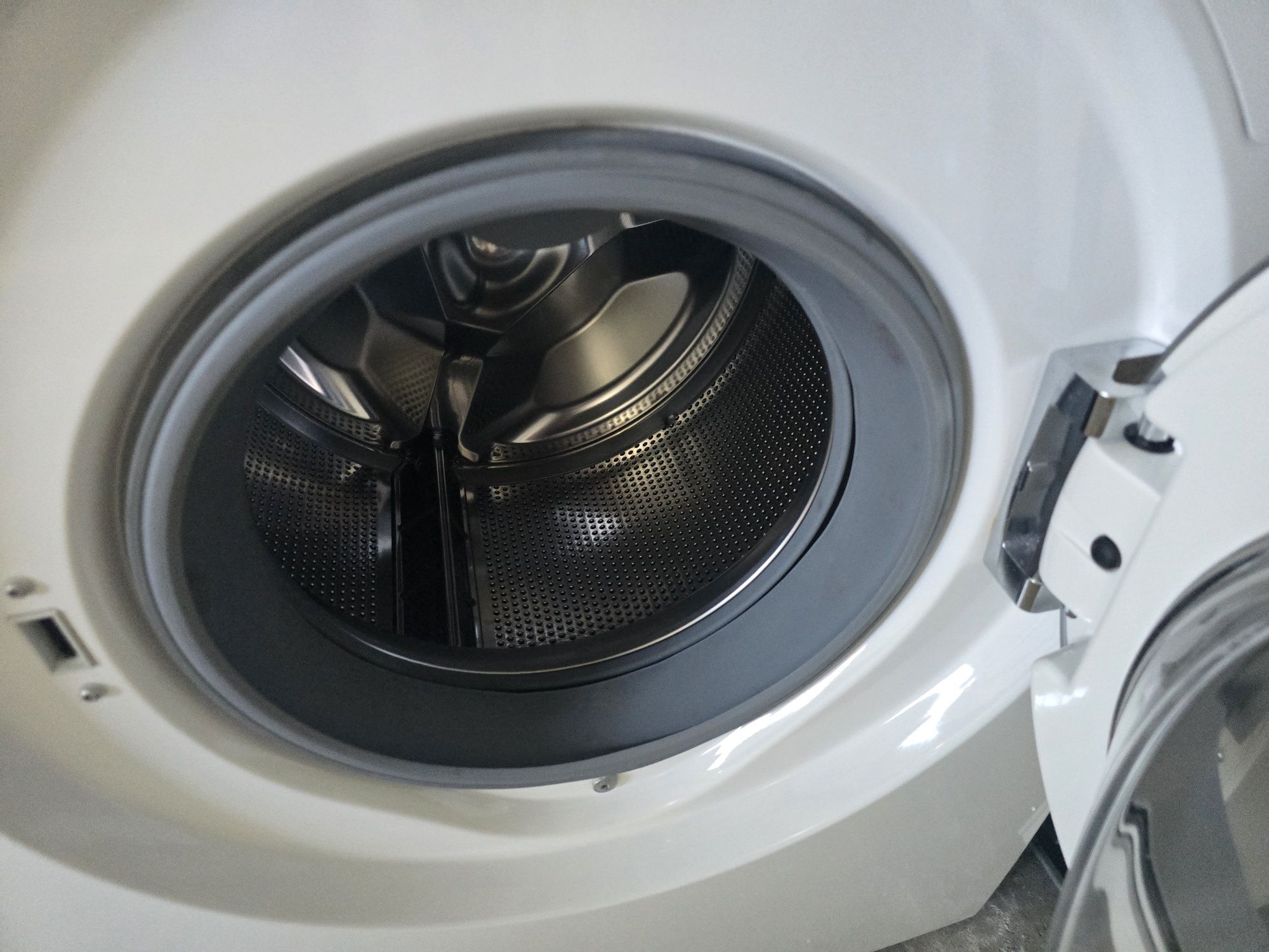 А+++Пералня Миеле/Miele W1614
