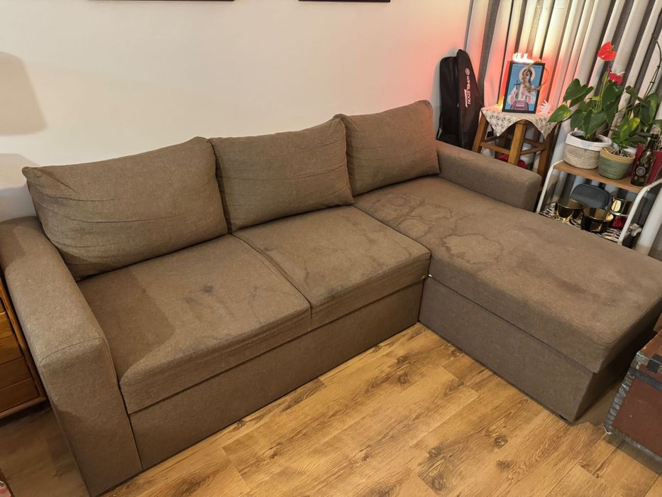 Разтегателен диван с място да съхранение