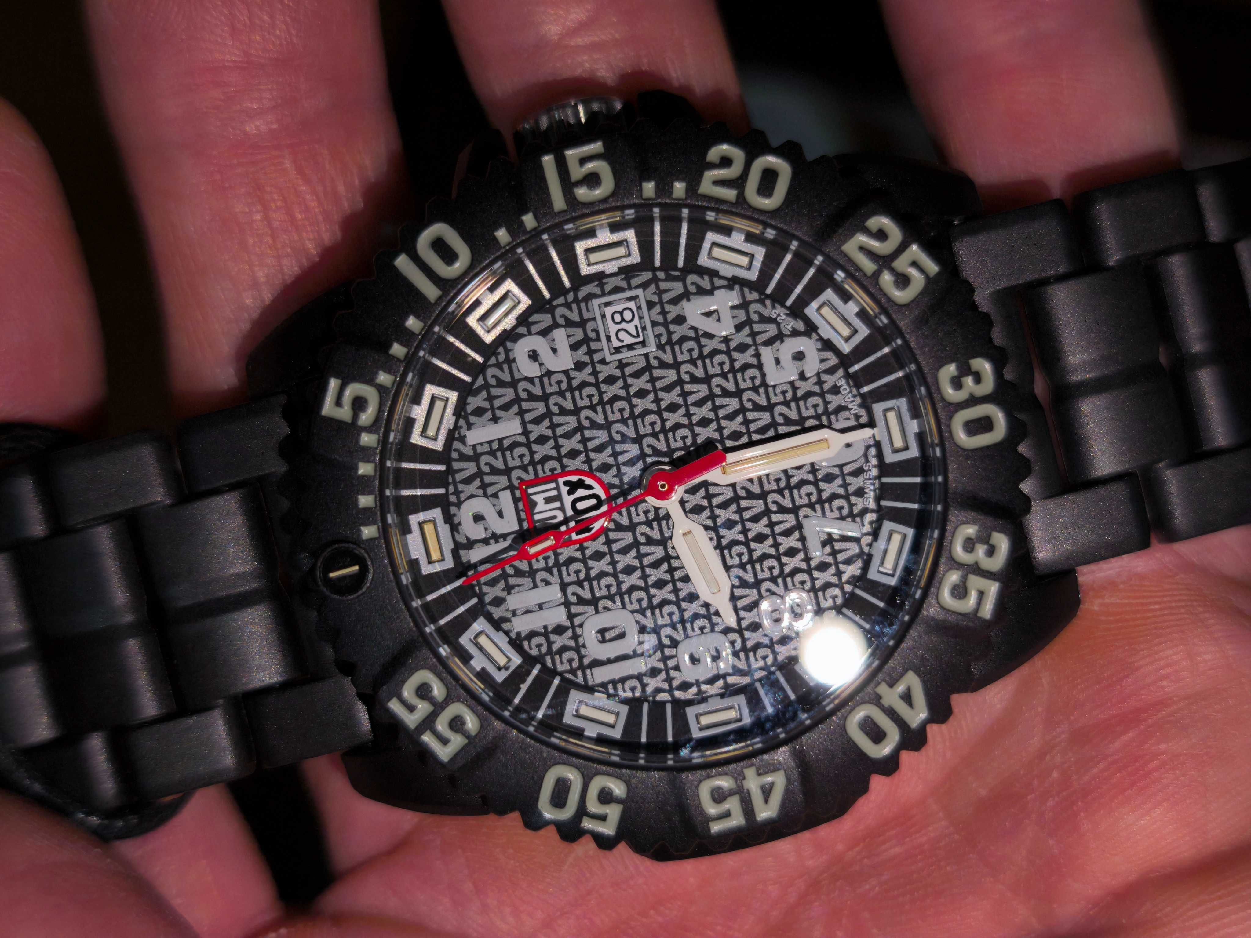 Нов часовник Luminox XS.3050.LS.01