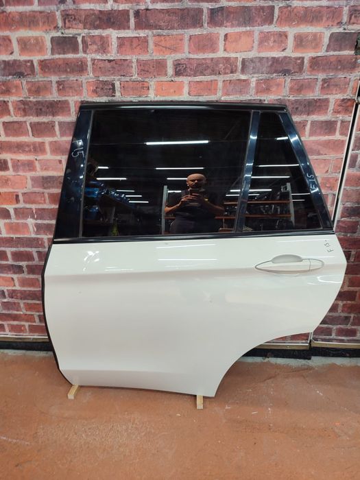 Usa portiera stanga dreapta spate Bmw X5 F15