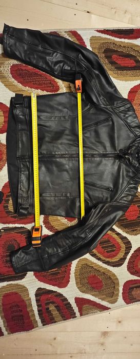 Geaca de piele moto noua.