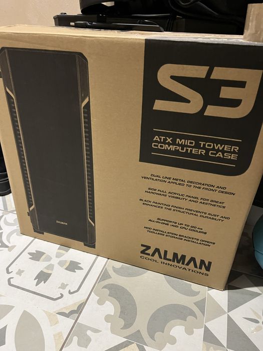 Компютър + монитор и мишка