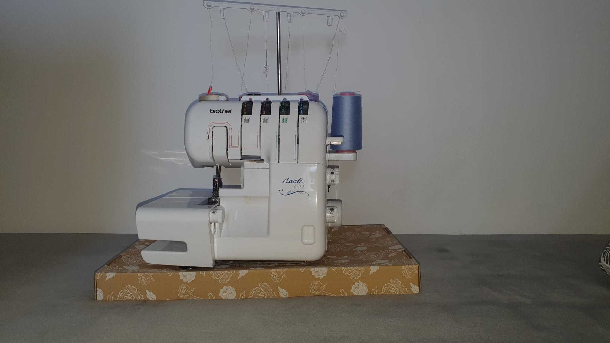 Vând surfilator Brother Lock 2104D – utilizare minimă (de 10 ori)