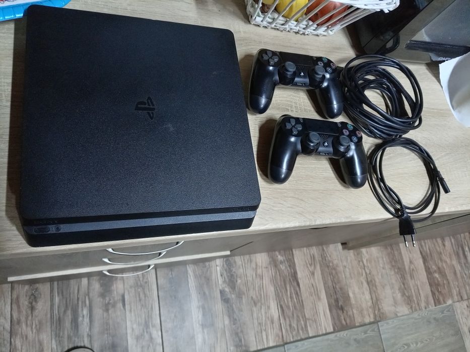 PS4 PlayStation 4