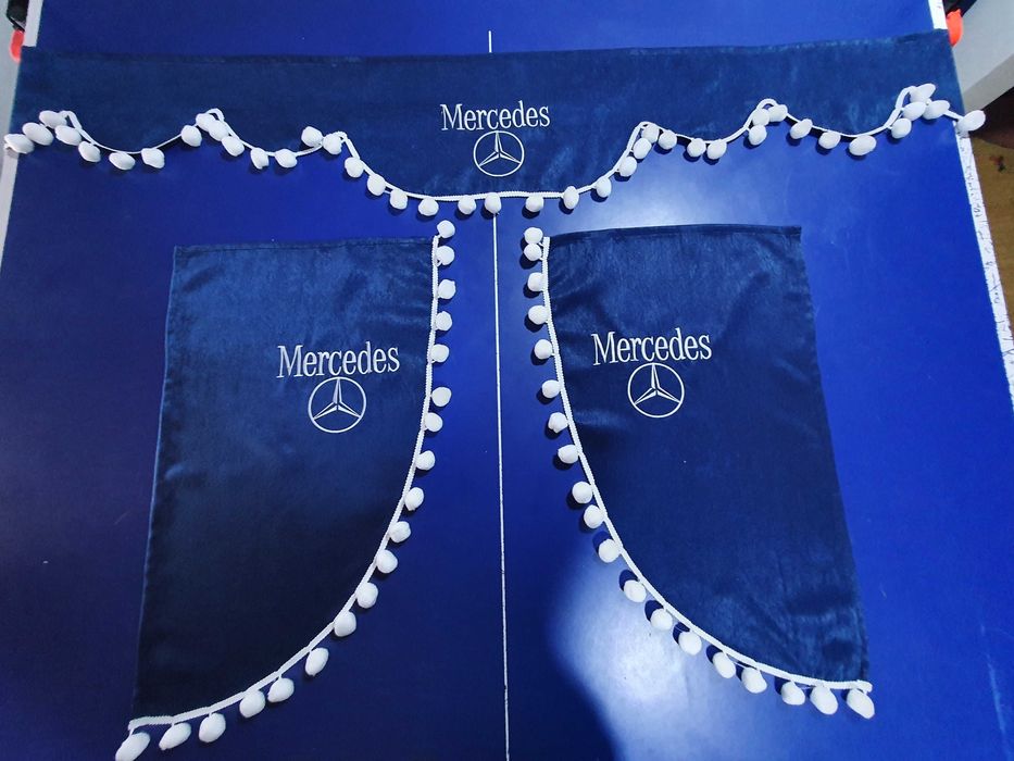 Perdea parbriz si coltare Mercedes