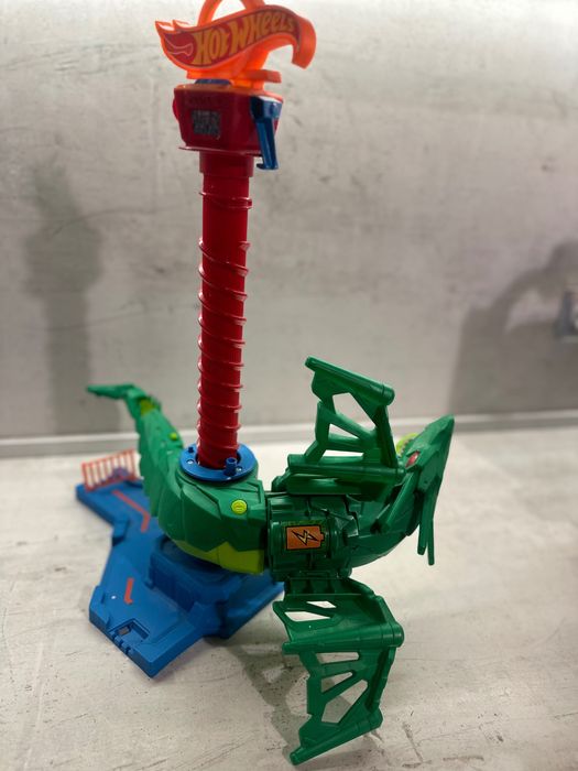 Писти писти hot wheels