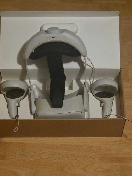 Ochelari VR Oculus Quest 2 – 64GB + Baterie Externă Premium (400 lei)