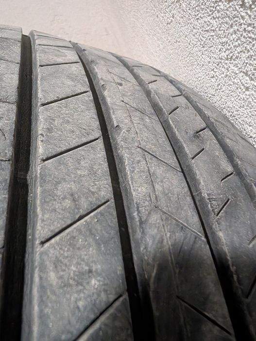 Летни гуми Bridgestone 225 60 18 - 2 бр