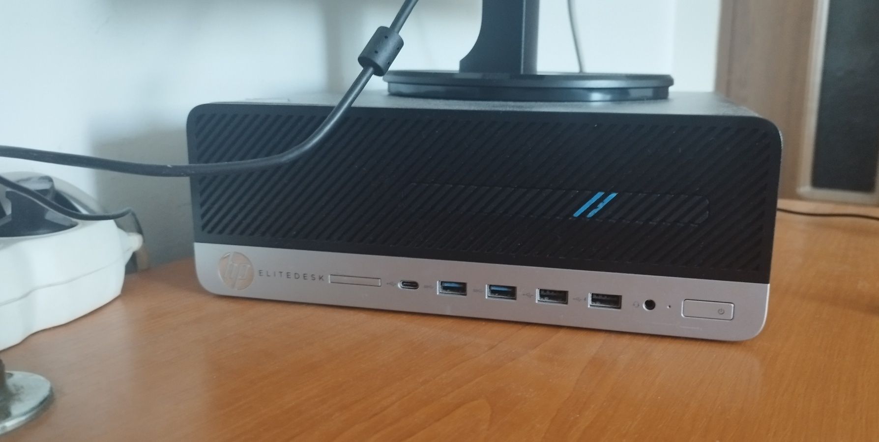 Calculator, unitate + monitor, mouse wireless
